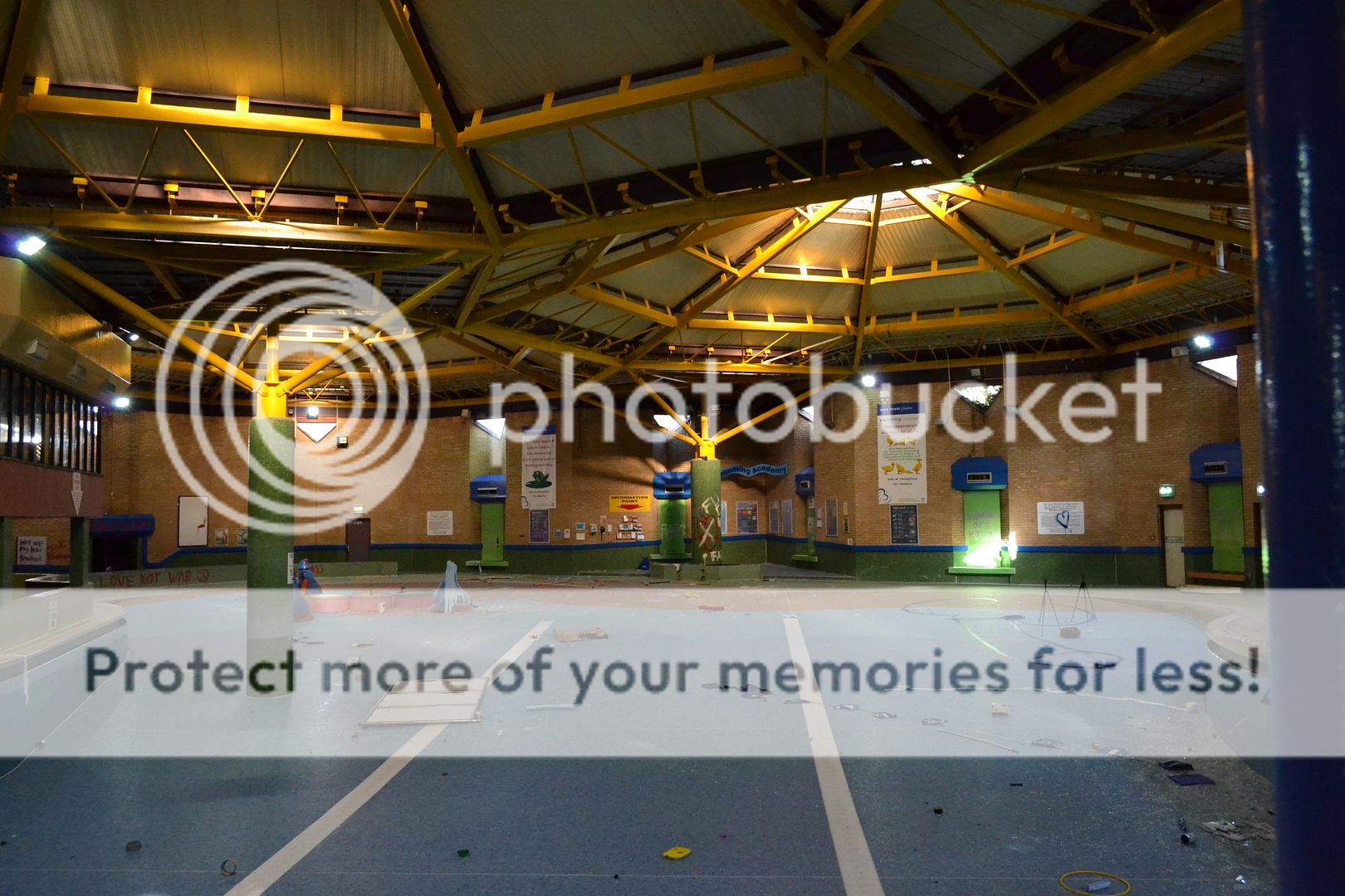 Wyre Forest Glades Leisure Centre Kidderminster October 2016